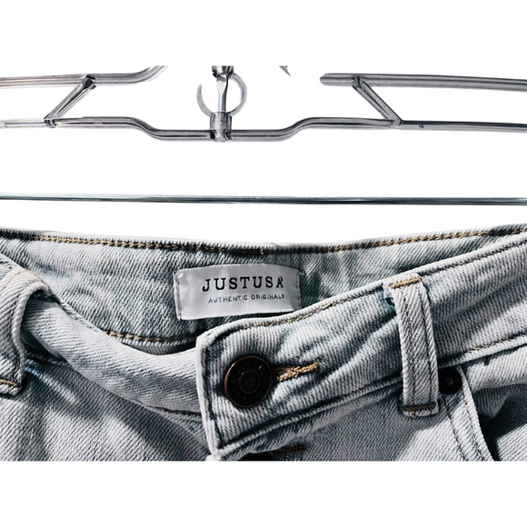 Just USA Button Fly Cut Off Denim Jean Shorts Size Medium Distressed Blue Pocket - Picture 2 of 6